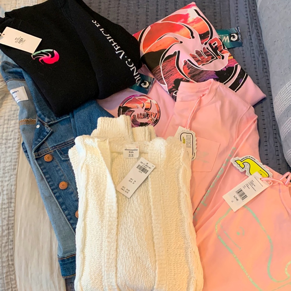 BRAND NEW WITH TAGS BUNDLE - GIRLS (L/XL) SIZE 14 - ALL BRAND NAMES!!